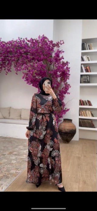 zwart-damesjurk-feestjurk-lang-met-riem-hijab-cheyysmode